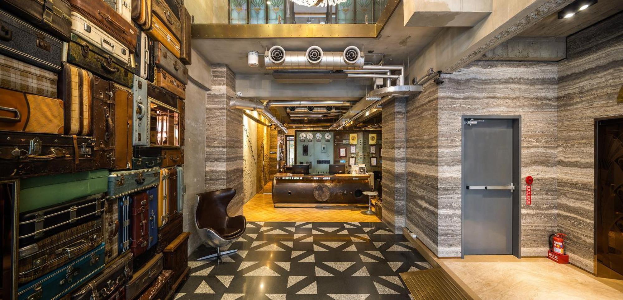 Bluesky Hotel Taichung Exterior foto