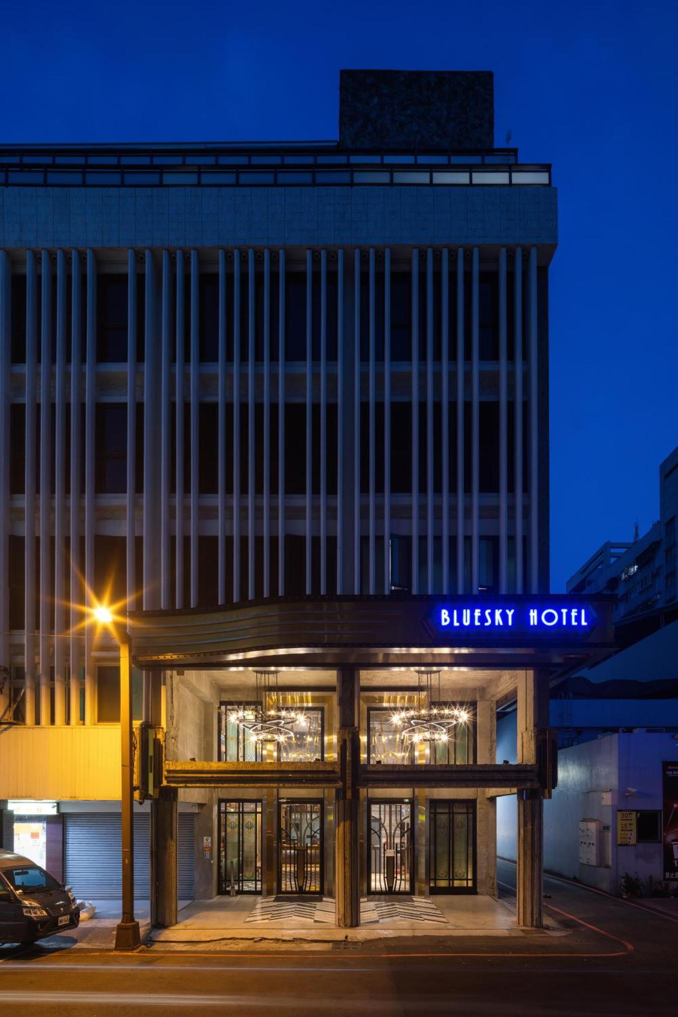 Bluesky Hotel Taichung Exterior foto