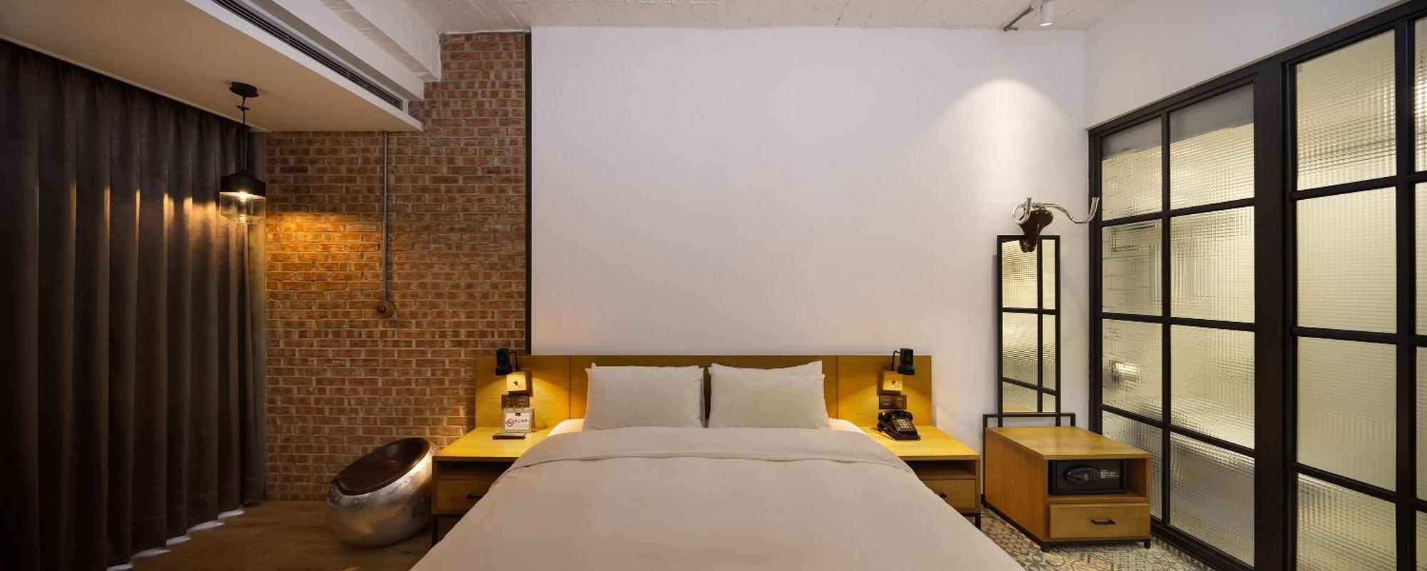 Bluesky Hotel Taichung Exterior foto